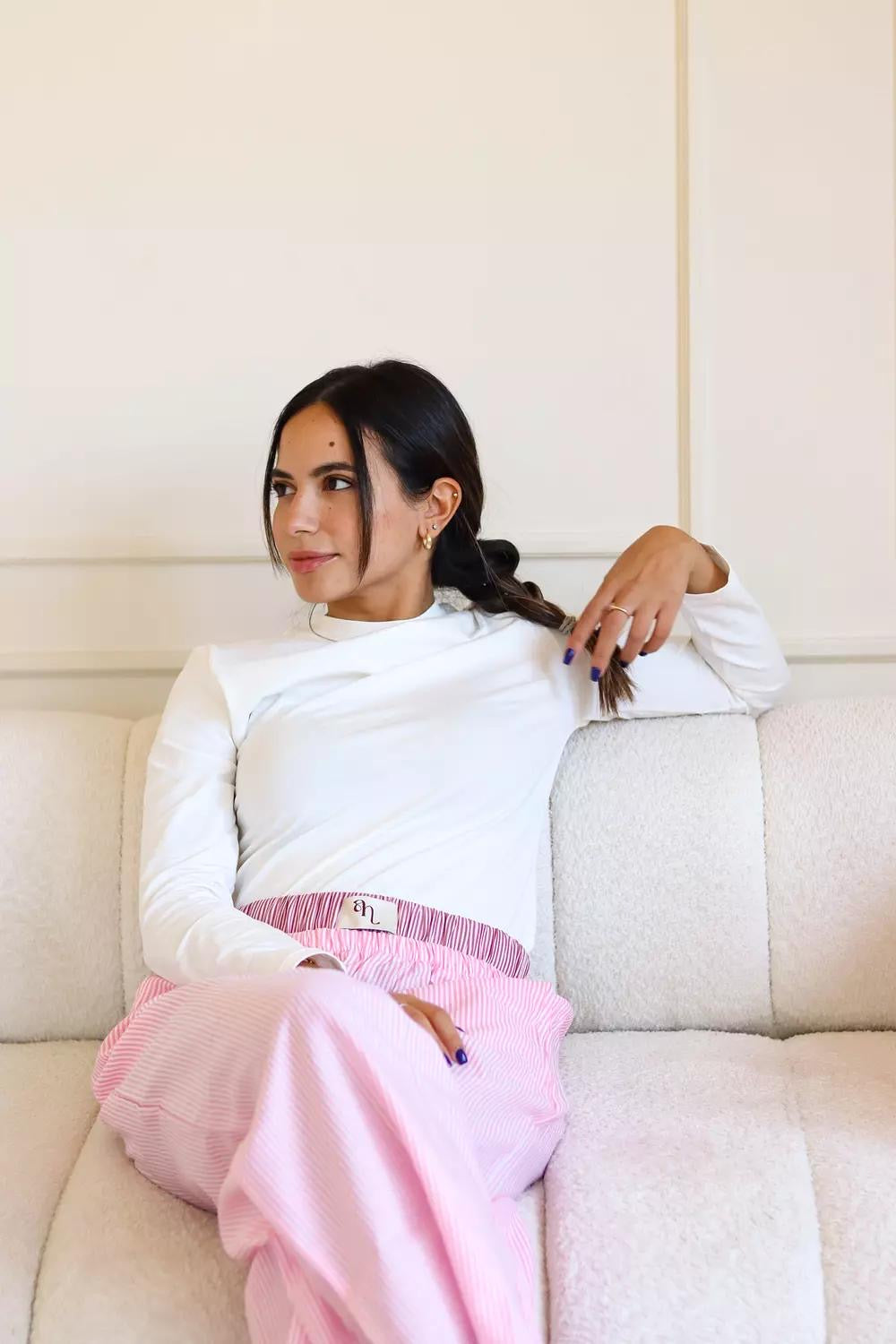 The AN logo pants & crew neck pjs In Pink