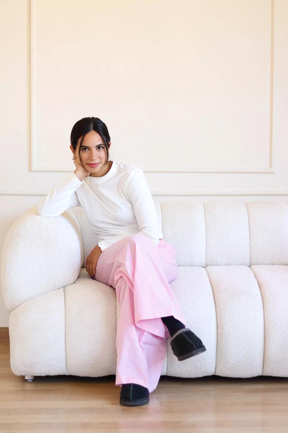 The AN logo pants & crew neck pjs In Pink