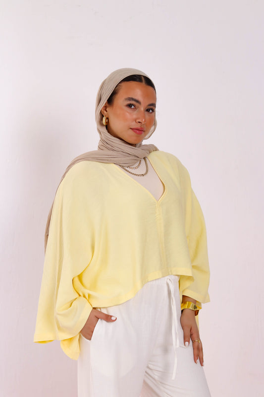 Cropped V neck - Butter Yellow